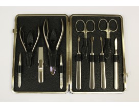 Estuche de manicura y pedicura 11 piezas inox y forja cuero negro